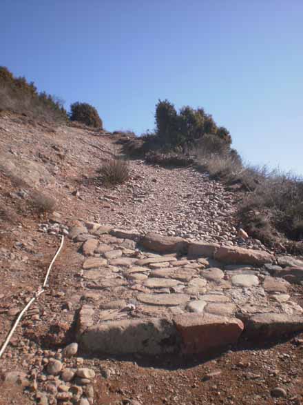 Restauració i reordenació dels accessos als massissos del Parc. Febrer 2012