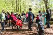 Seguint la ruta teatrelitzada “Aigua” al parc natural del Montseny amb la nova cadira tot terreny Joëlette. Abril 2017