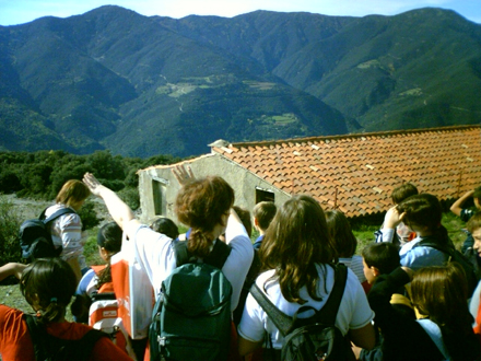 Visita dels escolars a un parc